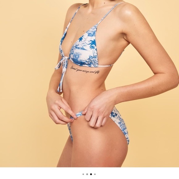 Reformation Swimwear Island Print Bikini Bottoms size medium (new without tags) - Picture 4 of 8